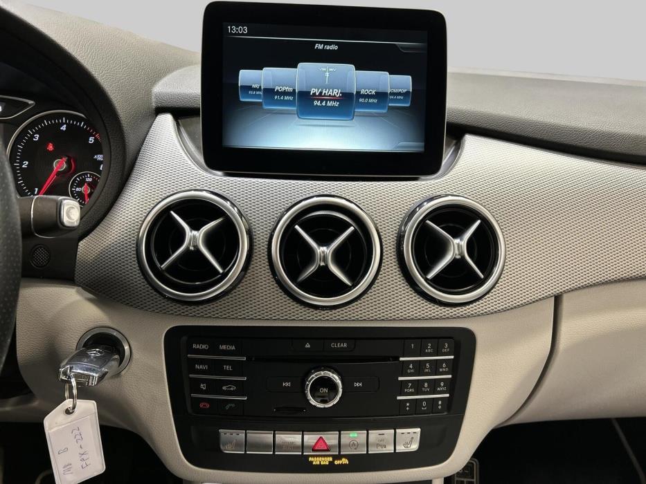 MERCEDES-BENZ B 2016