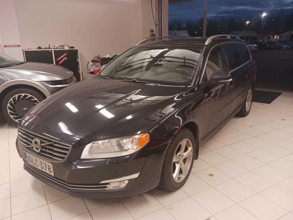 VOLVO V70 2014
