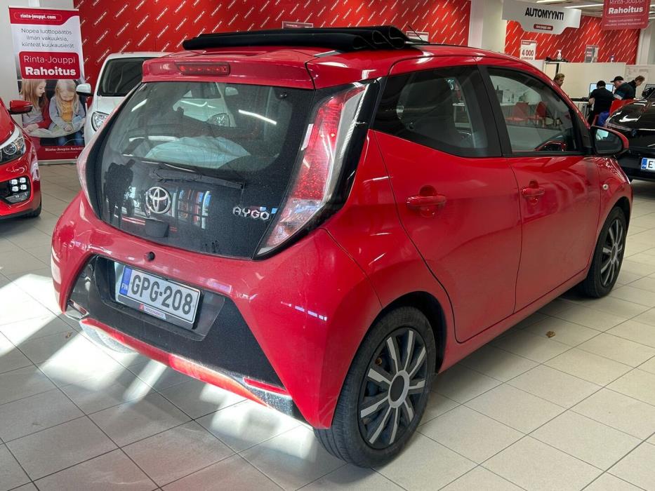 TOYOTA AYGO 2015