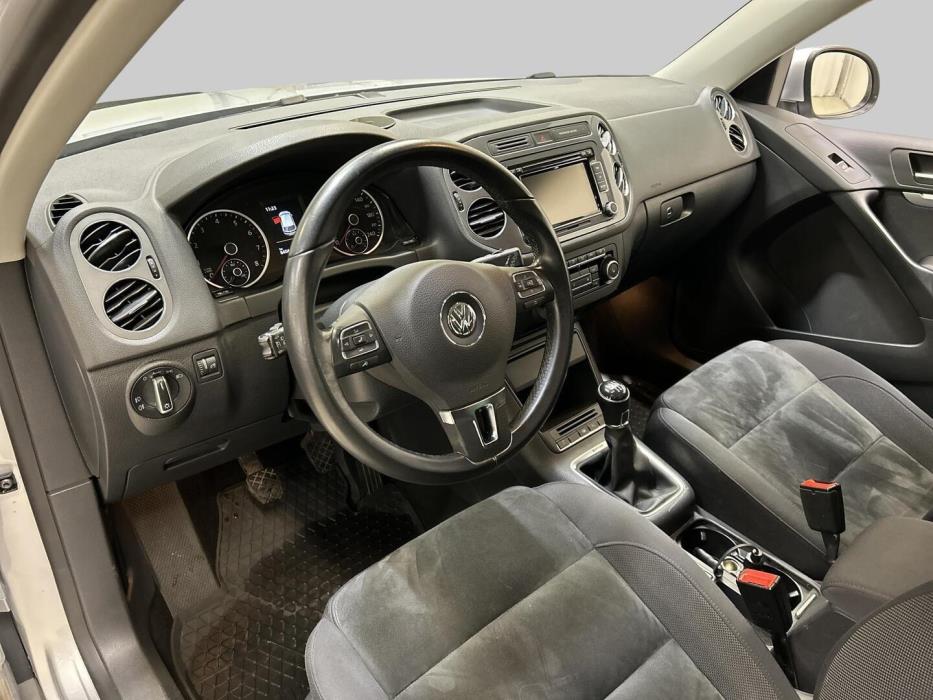 VOLKSWAGEN Tiguan 2015
