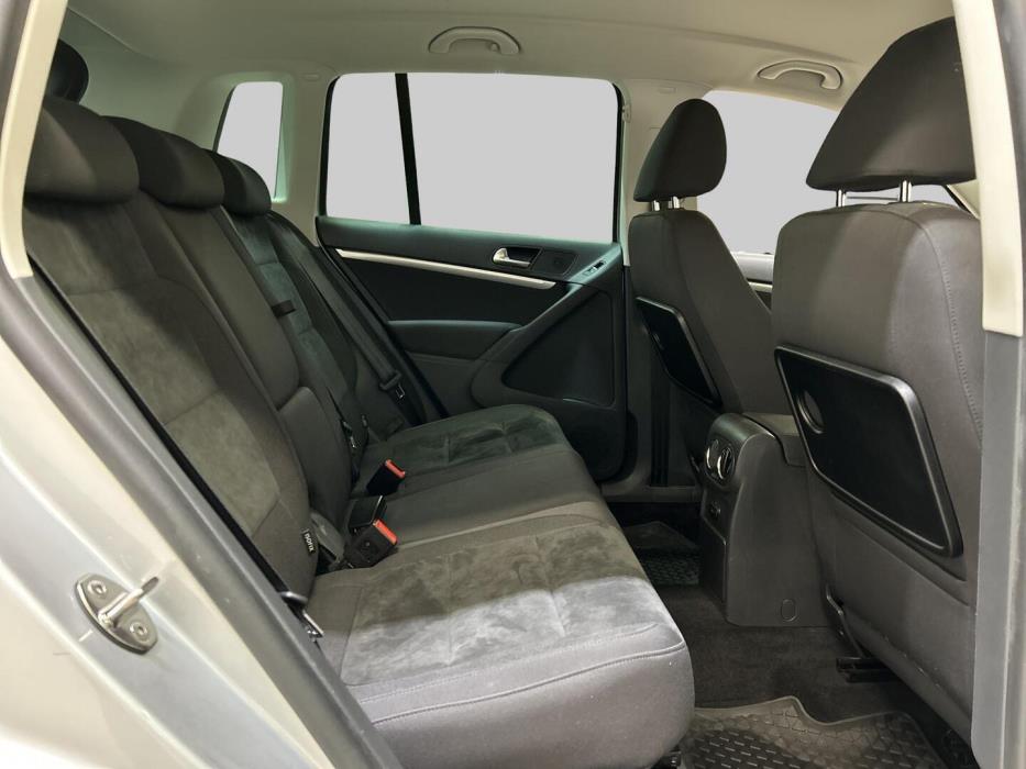 VOLKSWAGEN Tiguan 2015
