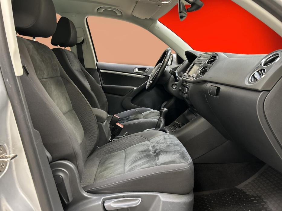 VOLKSWAGEN Tiguan 2015