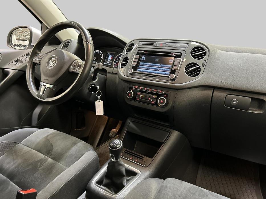 VOLKSWAGEN Tiguan 2015