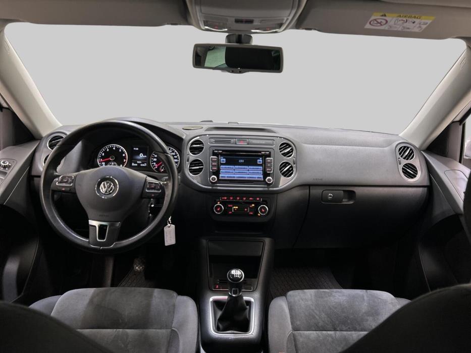 VOLKSWAGEN Tiguan 2015