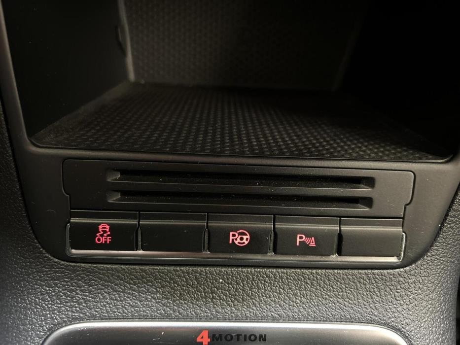 VOLKSWAGEN Tiguan 2015