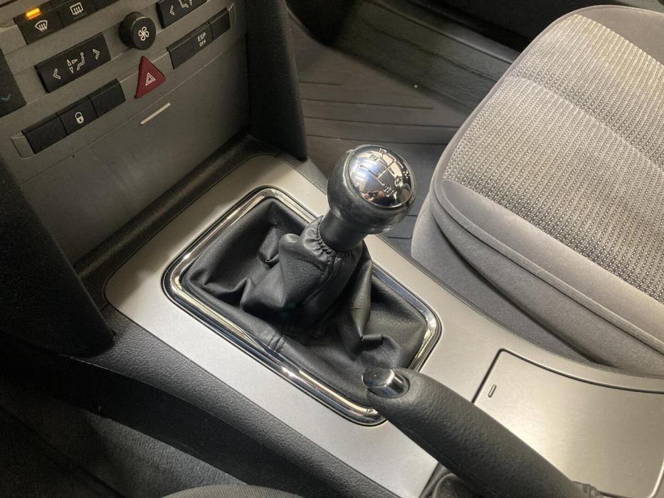 PEUGEOT 407 2005