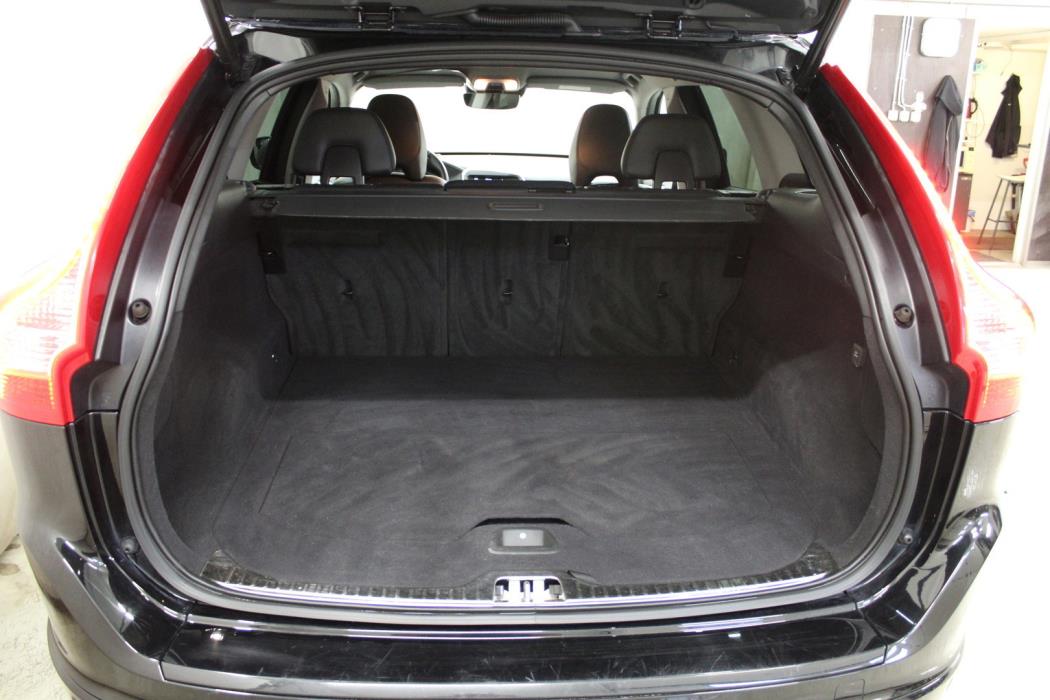 VOLVO XC60 2016