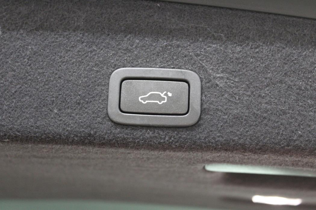 VOLVO XC60 2016