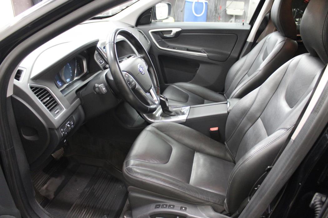 VOLVO XC60 2016