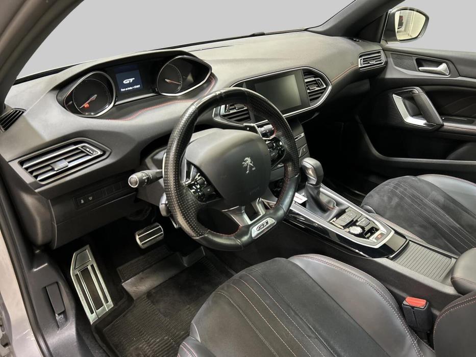 PEUGEOT 308 2018