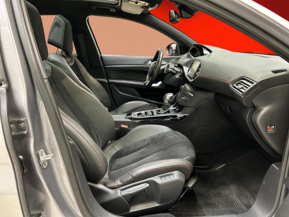 PEUGEOT 308 2018