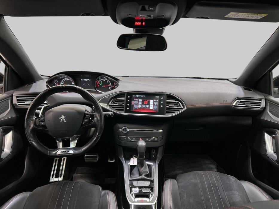 PEUGEOT 308 2018