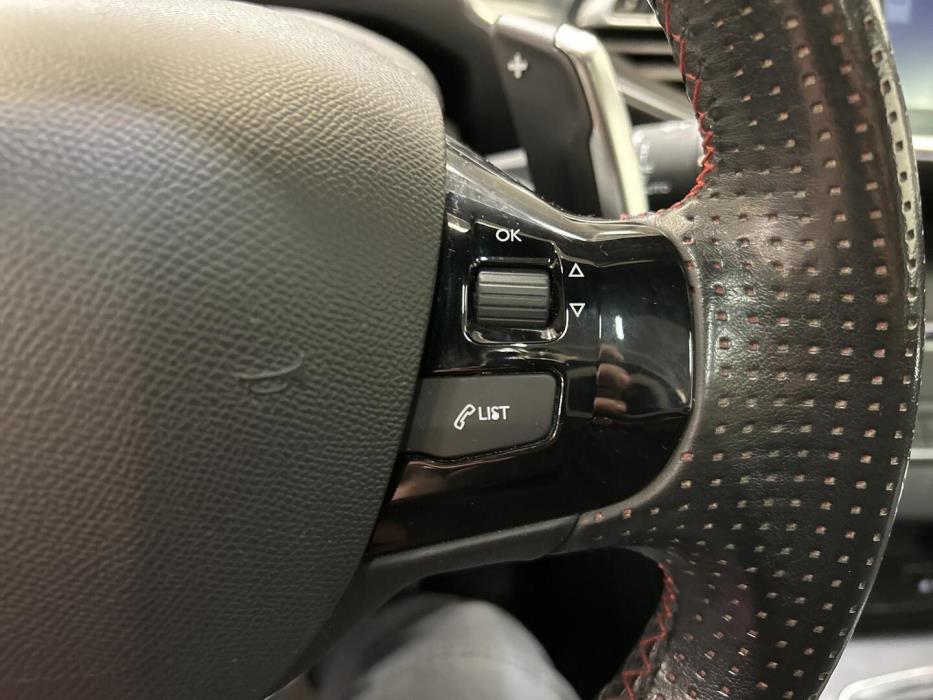 PEUGEOT 308 2018