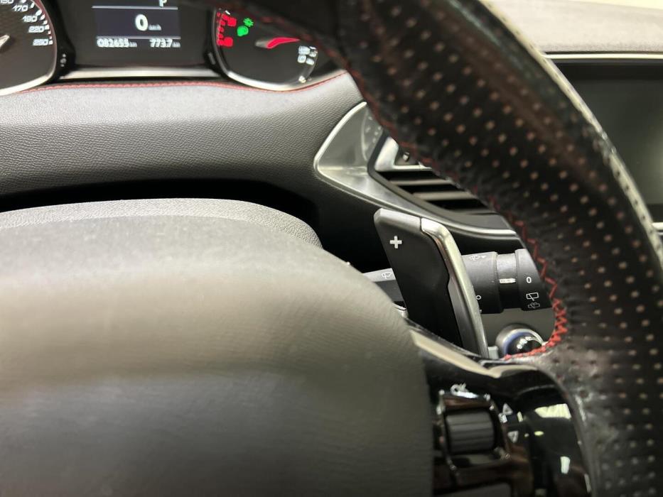 PEUGEOT 308 2018