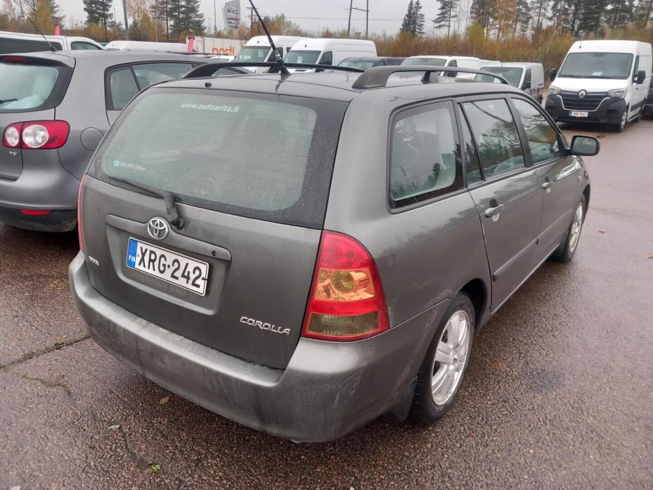 TOYOTA Corolla 2005