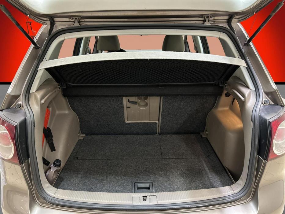 VOLKSWAGEN Golf Plus 2011