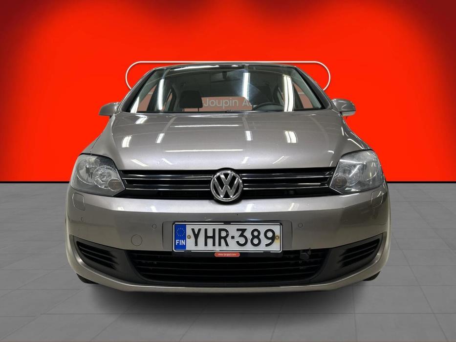 VOLKSWAGEN Golf Plus 2011