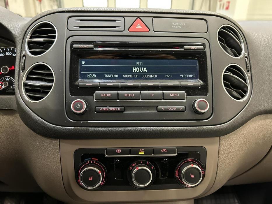 VOLKSWAGEN Golf Plus 2011