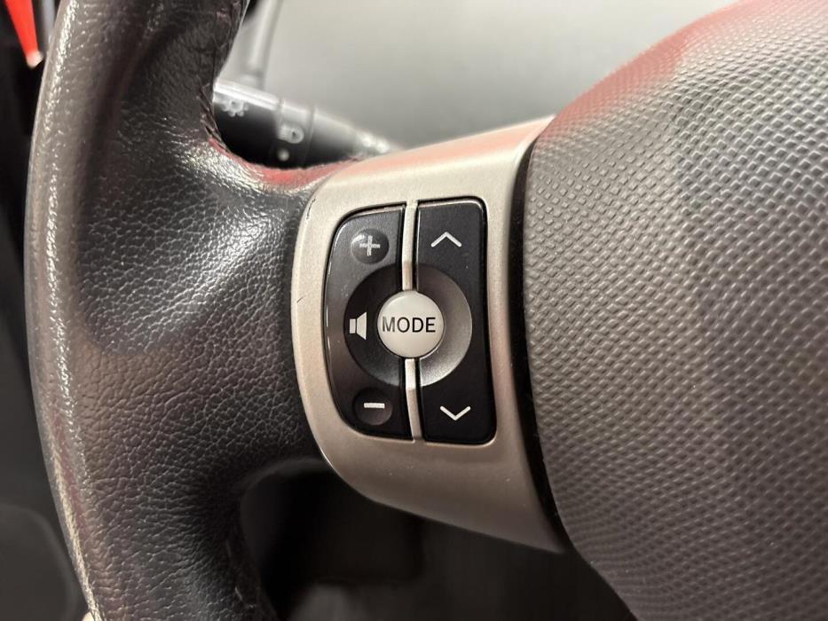 TOYOTA Yaris 2008