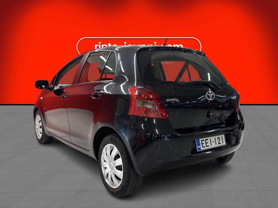TOYOTA Yaris 2008
