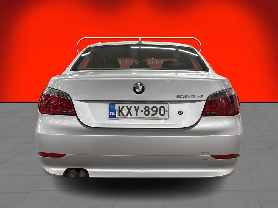 BMW 530 2003