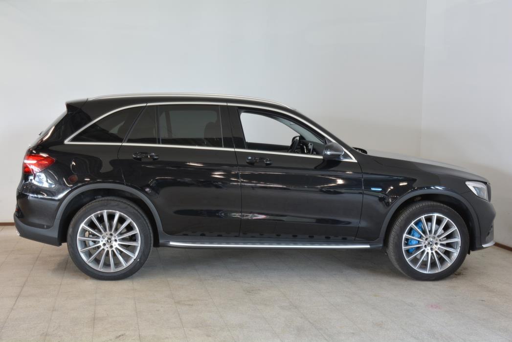 MERCEDES-BENZ GLC 2017
