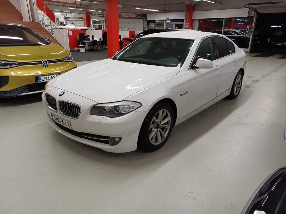 BMW 520 2011
