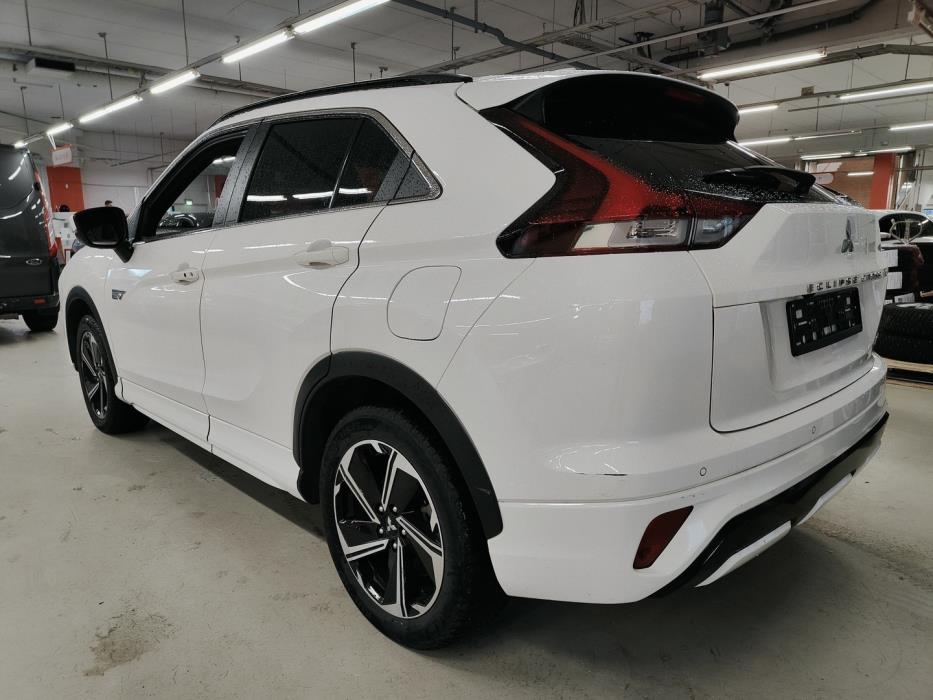 MITSUBISHI ECLIPSE CROSS 2024