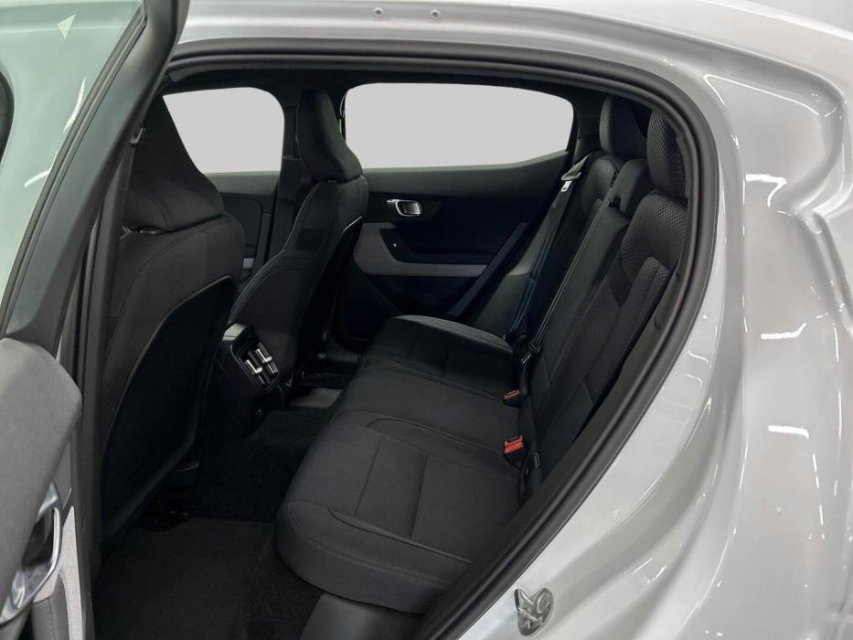 POLESTAR 2 2023