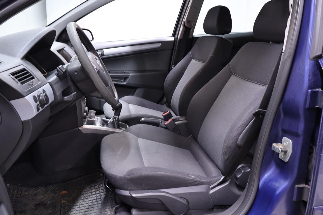 OPEL Astra 2006