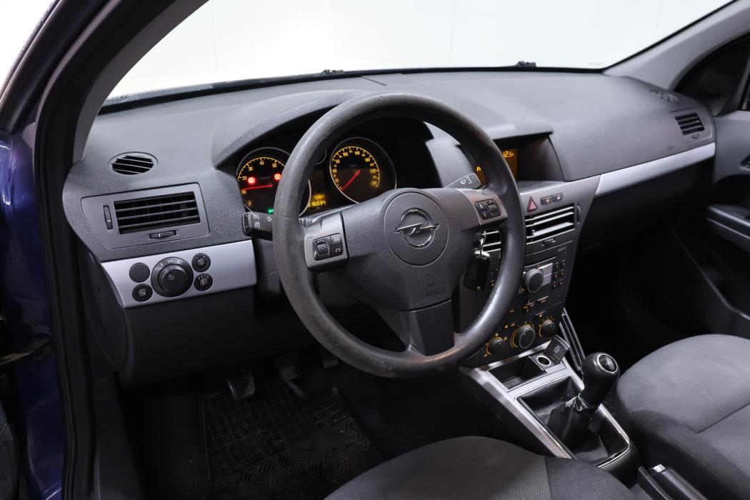 OPEL Astra 2006