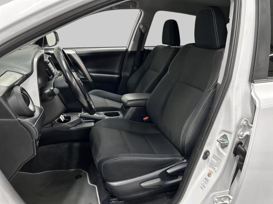 TOYOTA RAV4 2016