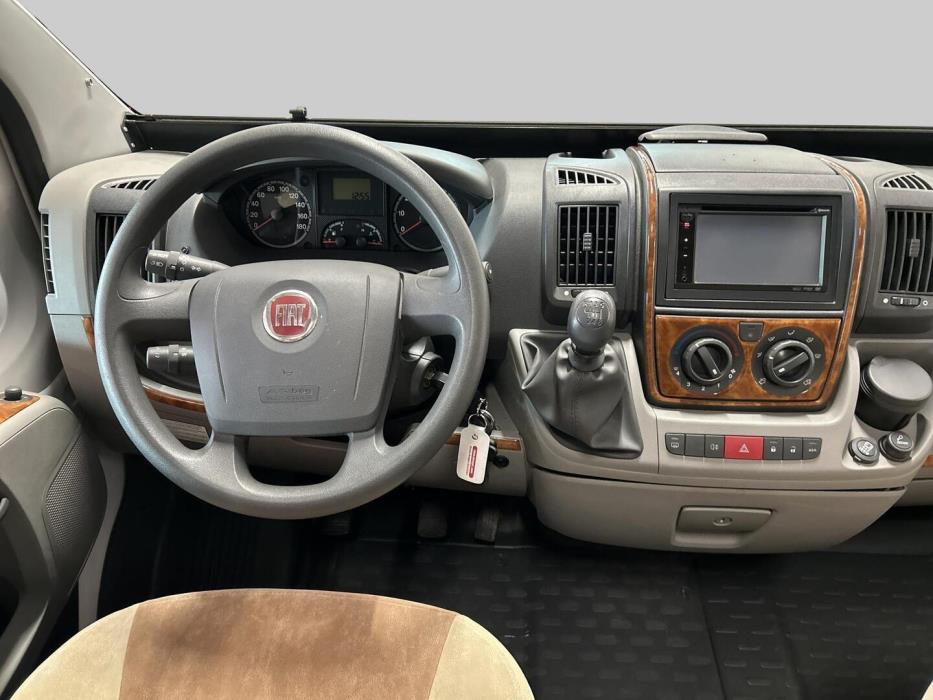 BÜRSTNER NEXXO T 687 2010