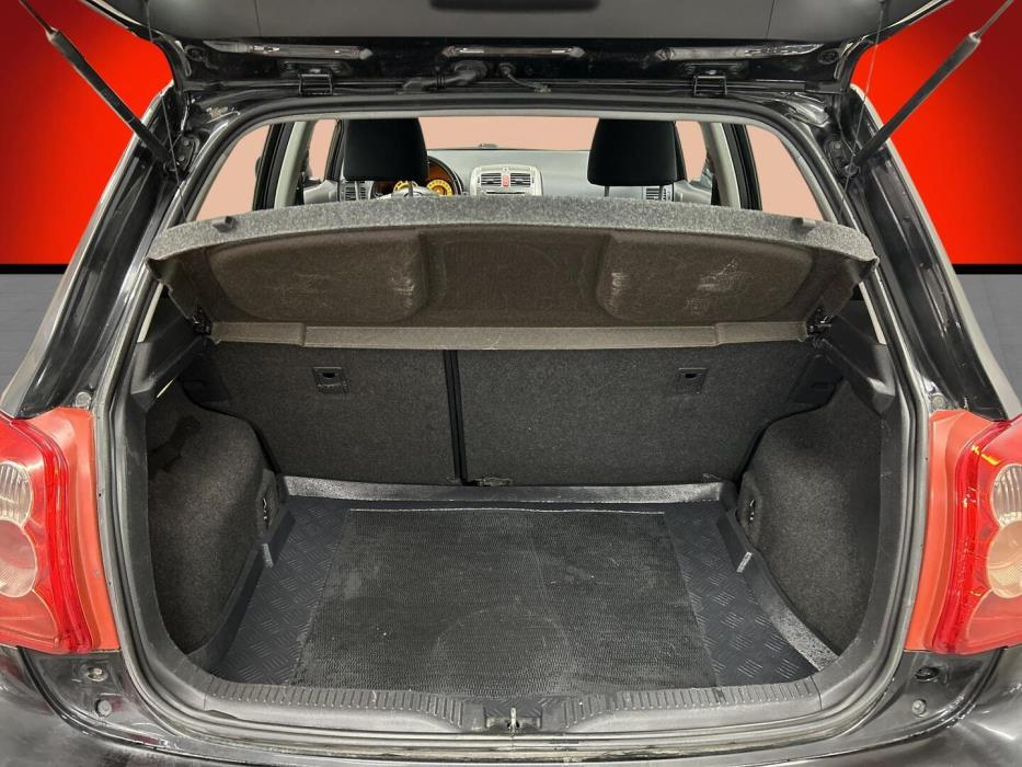 TOYOTA Auris 2009