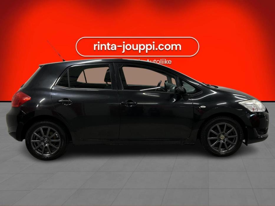 TOYOTA Auris 2009