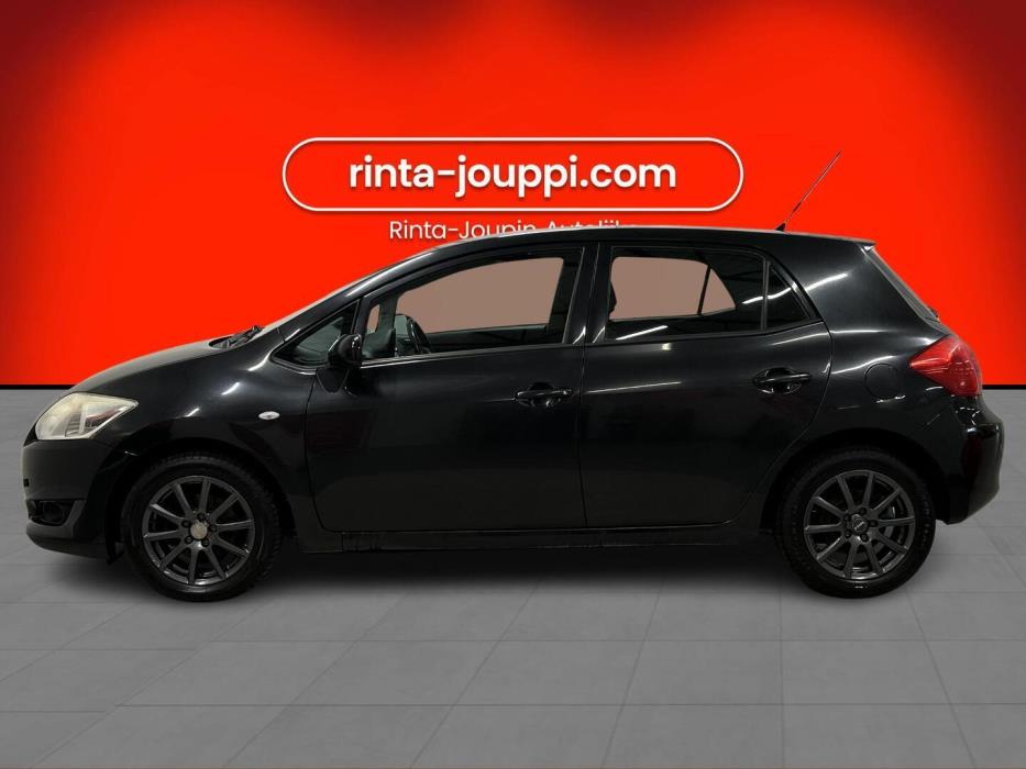 TOYOTA Auris 2009
