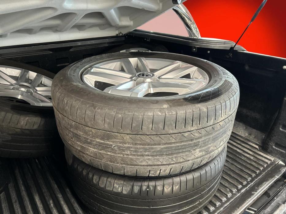 VOLKSWAGEN Amarok 2020