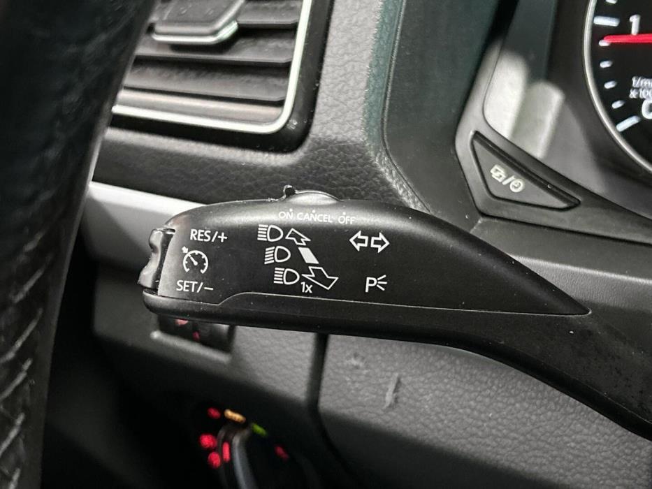 VOLKSWAGEN Amarok 2020