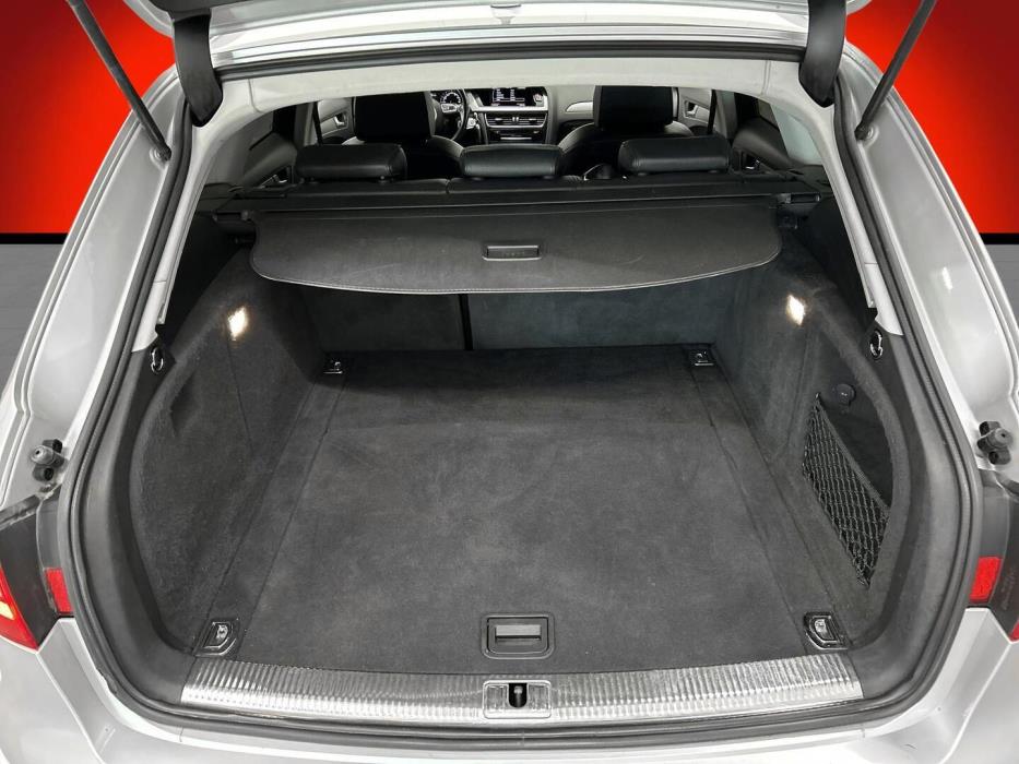 AUDI A4 2012