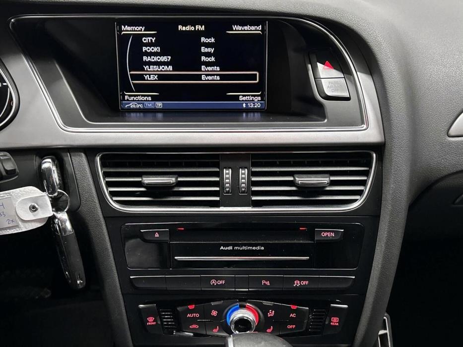 AUDI A4 2012