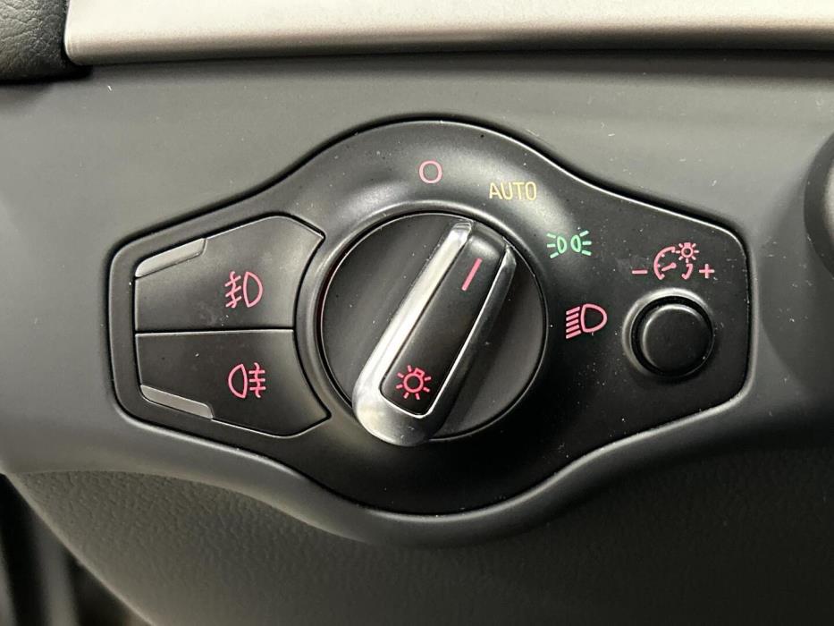 AUDI A4 2012