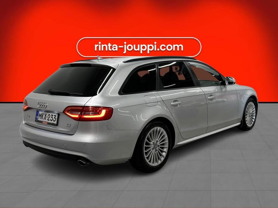 AUDI A4 2012
