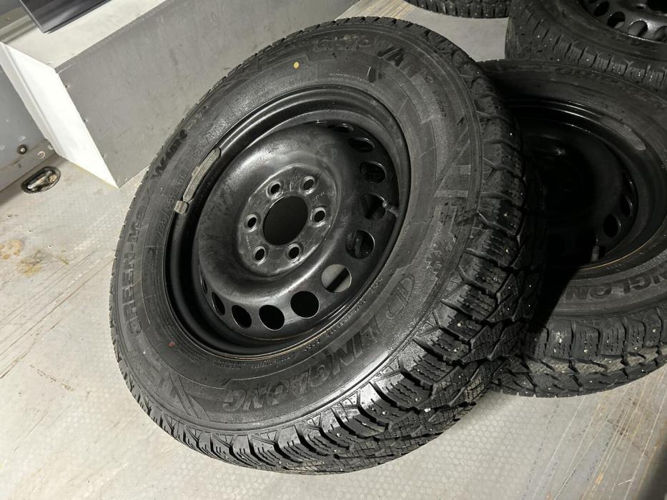 VOLKSWAGEN Crafter 2011