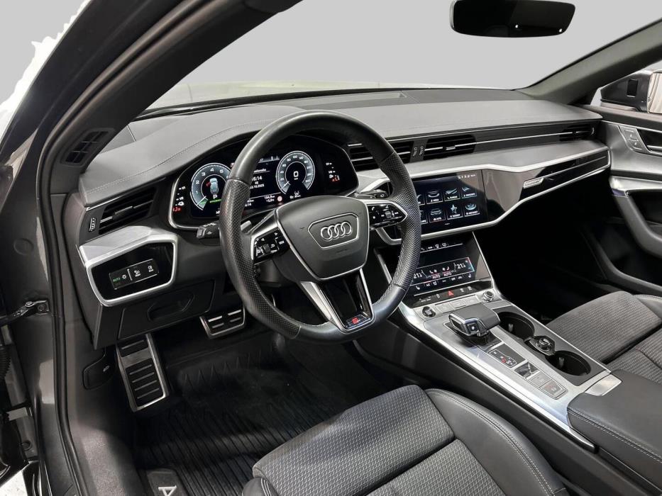 AUDI A6 2023
