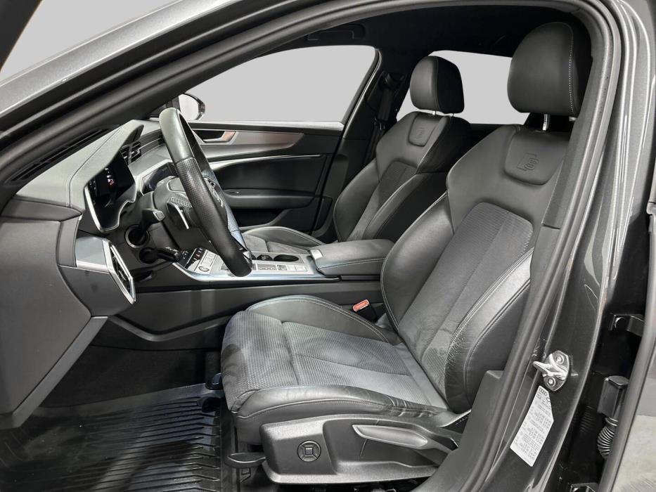 AUDI A6 2023
