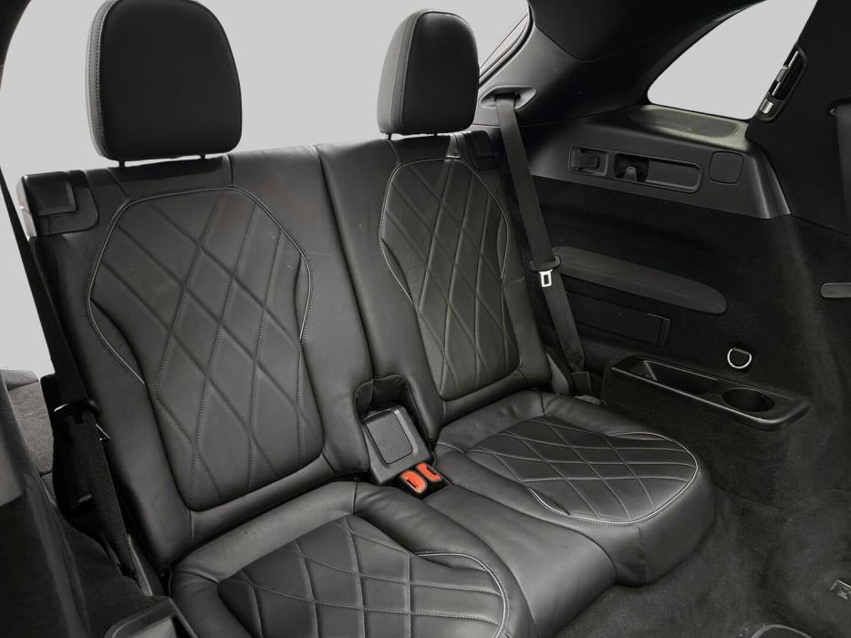 MERCEDES-BENZ EQS SUV 2023