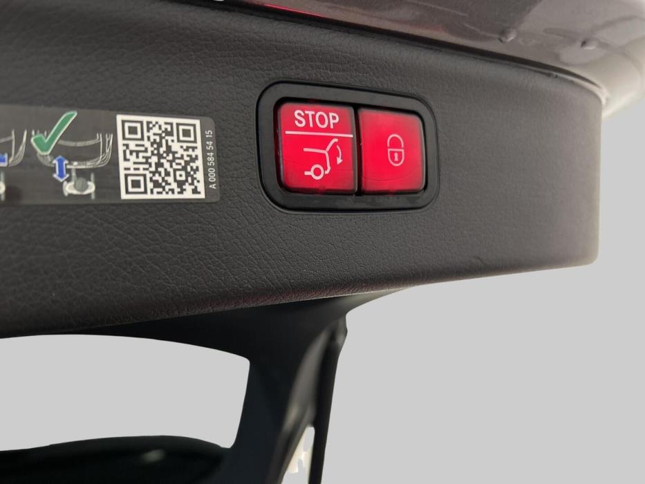 MERCEDES-BENZ EQS SUV 2023