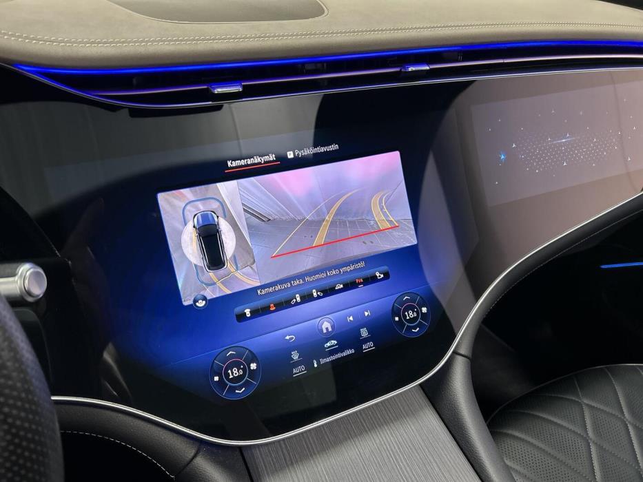 MERCEDES-BENZ EQS SUV 2023