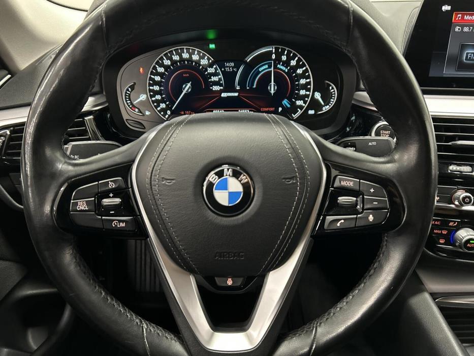 BMW 530 2019