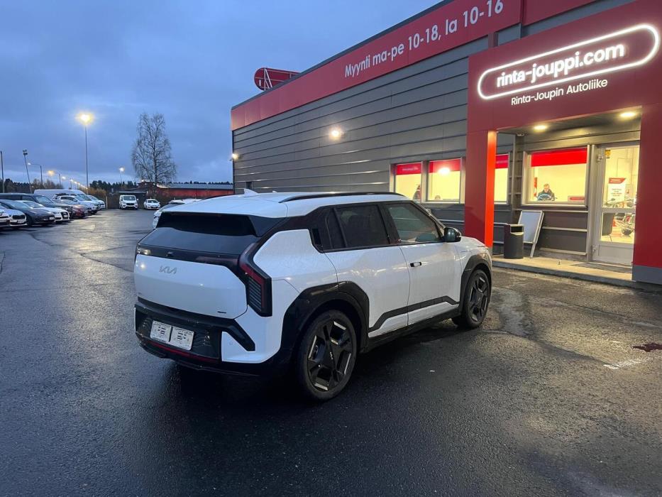 KIA EV3 2025